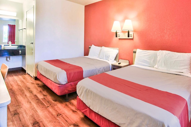 2 Camas completas | Microondas, Fumadores