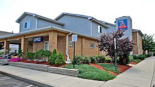 Studio 6 East Brunswick, NJ - NYC Area