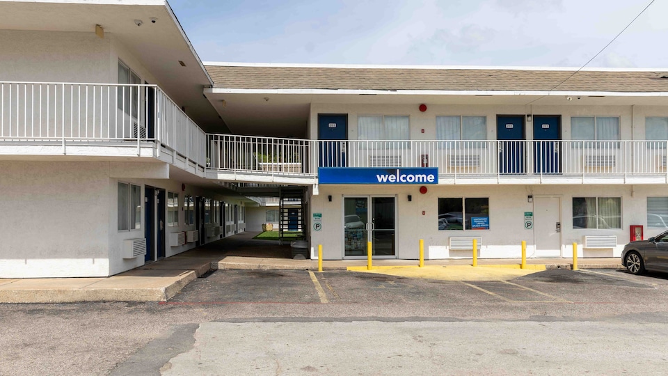 Motel 6 Lufkin, TX, LUFKIN_c19b99bd, LUFKIN