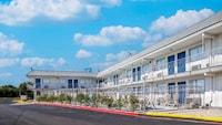 Motel 6 Fort Worth, TX - East