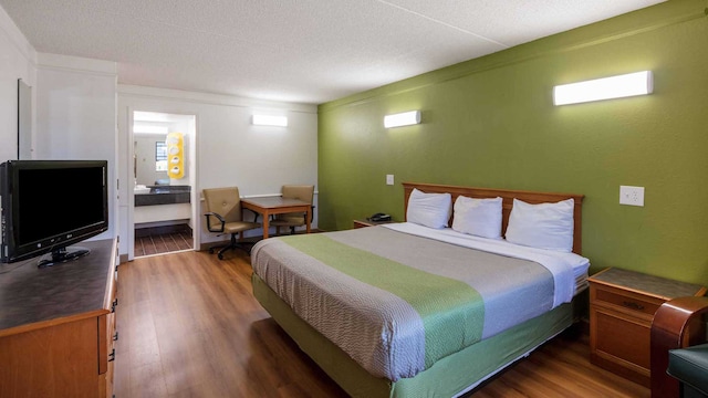 1 King Bed | Mobility Accessible Tub, Nsmk