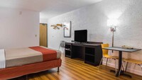 Motel 6 Prospect Heights, IL