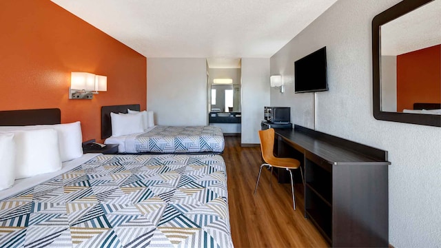 2 Queen Beds | Non-Smoking, Micfridge