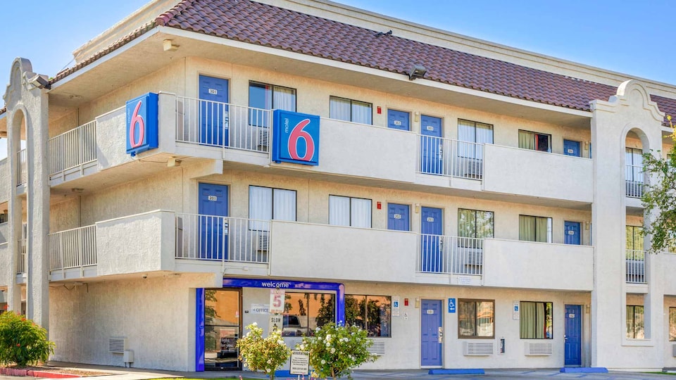 Motel 6 Phoenix, AZ - West, C85035, Phoenix