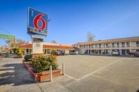 Motel 6 Marysville, CA