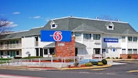 Motel 6 Enfield, CT - Hartford