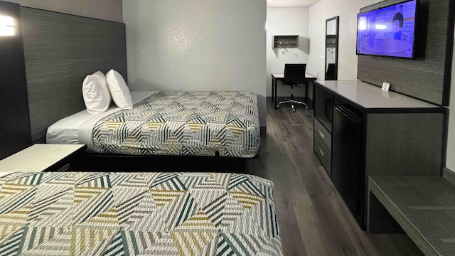 2 Full Beds | Smoking, Micfridge