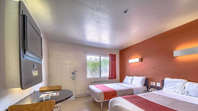 2 FULL BEDS | NON-SMOKING, MICFRIDGE