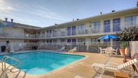 Motel 6 San Antonio, TX - Six Flags Fiesta TX/La Cantera Area