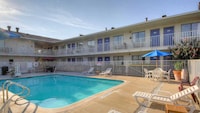 Motel 6 San Antonio, TX - Six Flags Fiesta TX/La Cantera Area