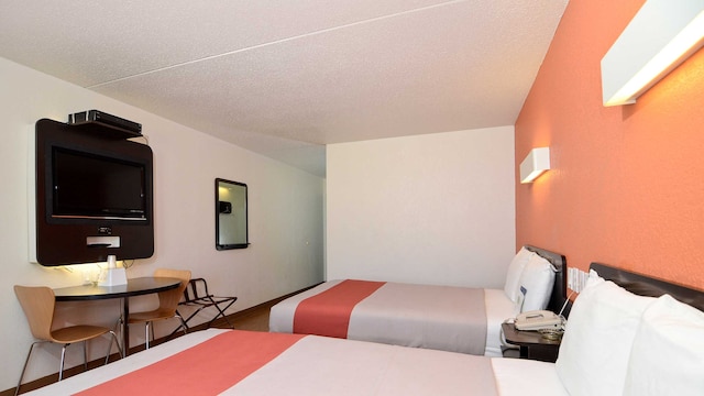 2 Full Beds | Non-Smoking, Micfridge