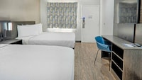 Motel 6 Lancaster, CA