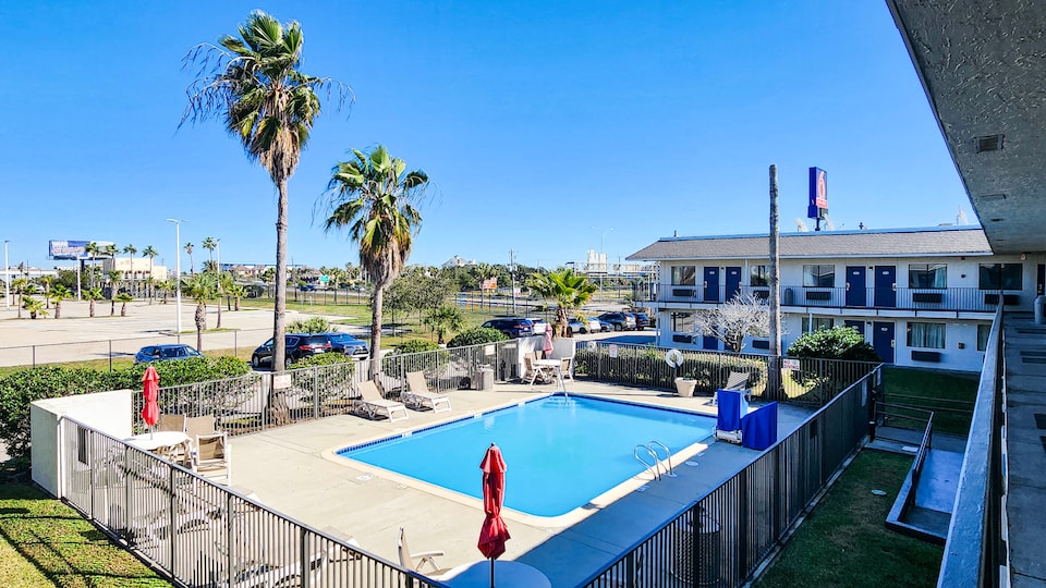 Motel 6 Galveston, TX, Galveston, Galveston