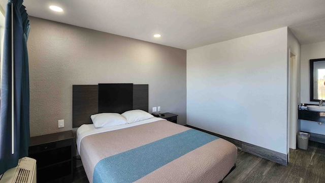 1 Full Bed | ADA/Tub