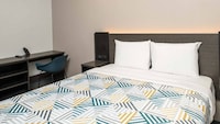 Motel 6 San Pedro, CA – Port of Los Angeles