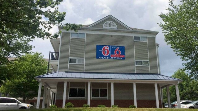 Motel 6 Greensboro, NC - I-40