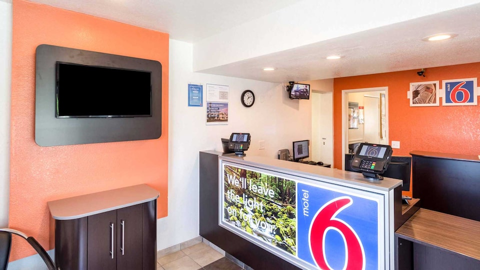Motel 6 Redding, CA - Central, C96002, Redding CA