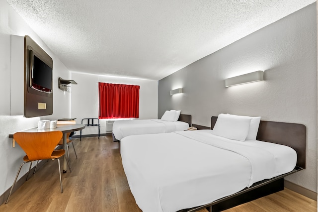 2 Queen Beds | Non-Smoking