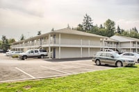 Motel 6 Seattle, WA - South