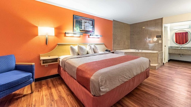 1 King Bed | Non-Smoking, Hot Tub