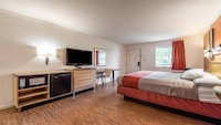 Motel 6 Gatlinburg, TN - Smoky Mountains