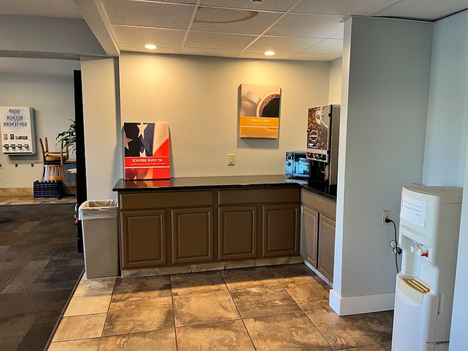 Studio 6 Suites Springfield, OH, Springfield_OH, Springfield