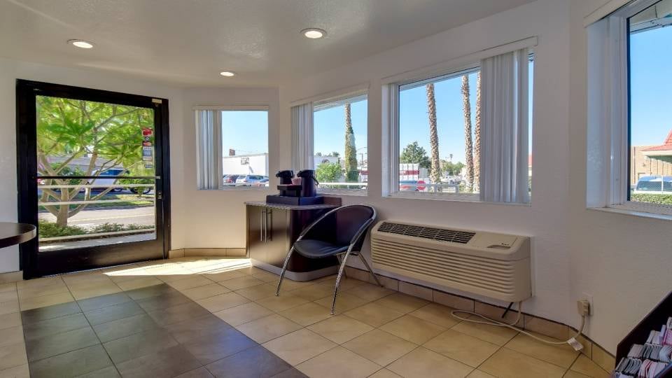 Motel 6 Riverside, CA - South, Riverside_g6, Riverside