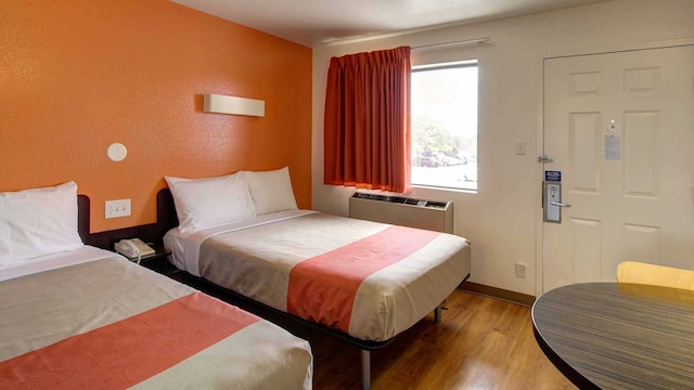 2 Full Beds | Non-Smoking