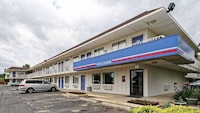 Motel 6 Amherst, OH - Cleveland West - Lorain