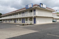 Motel 6 Amherst, OH - Cleveland West - Lorain