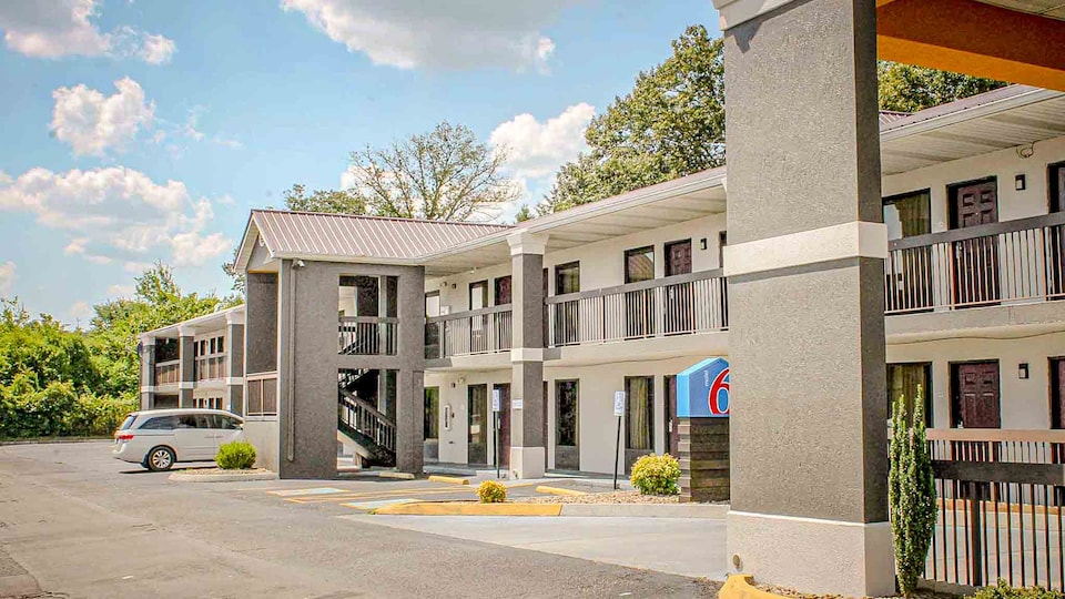 Motel 6 Knoxville, TN - East, C37914, Knoxville TN