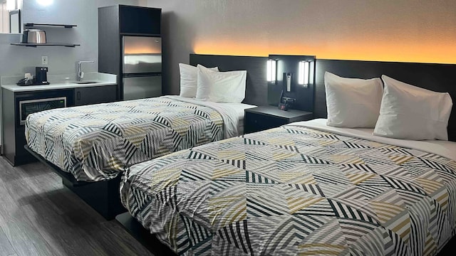 2 Full Beds | Mobil Access Tub Nsmk Kitchen