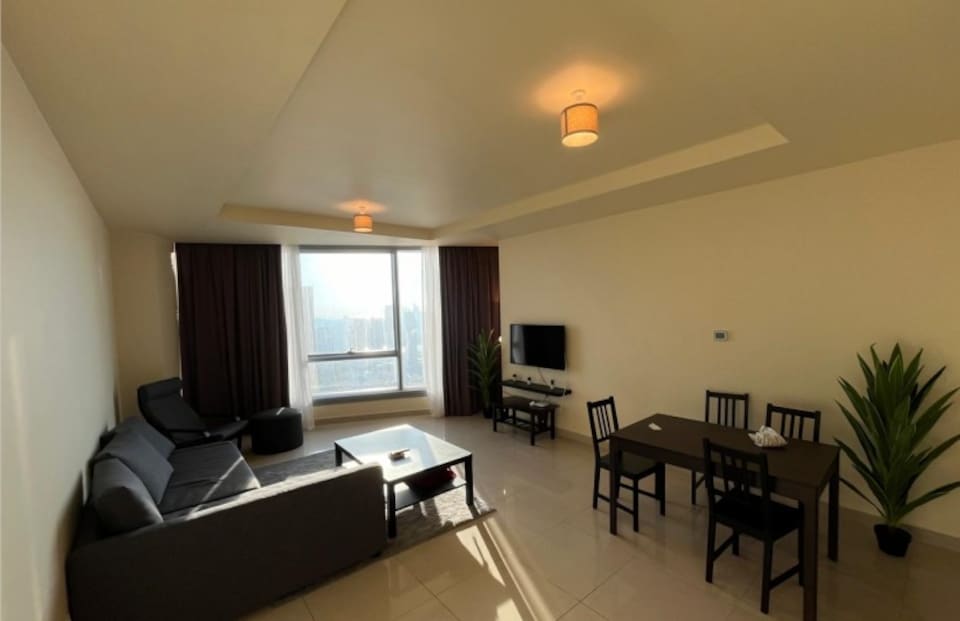 OYO HOME 1468 Sun Tower - 2 Br, Reem Island, Abu Dhabi, Al Reem Island, Abu Dhabi