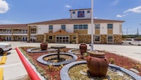Motel 6 Houston, TX - North
