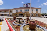 Motel 6 Houston, TX - North