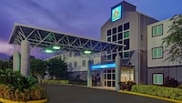 Motel 6 Orlando, FL - International Dr