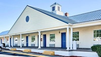 Motel 6 Harrisonburg, VA - South