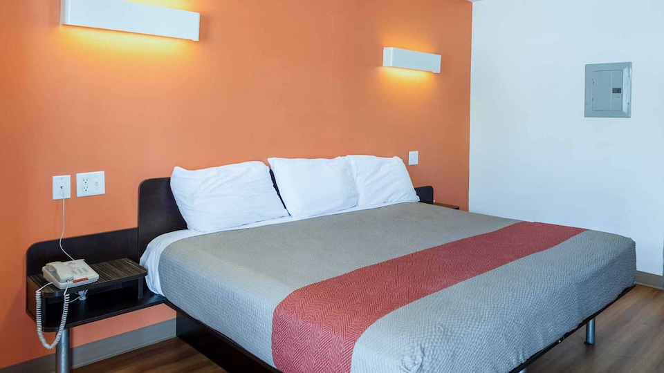 Motel 6 Greenville, SC, Greenville_g6, Greenville