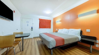 Motel 6 Greenville, SC