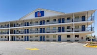 Motel 6 Greenville, SC