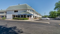 Motel 6 Schiller Park, IL - Chicago O'Hare