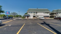 Motel 6 Schiller Park, IL - Chicago O'Hare
