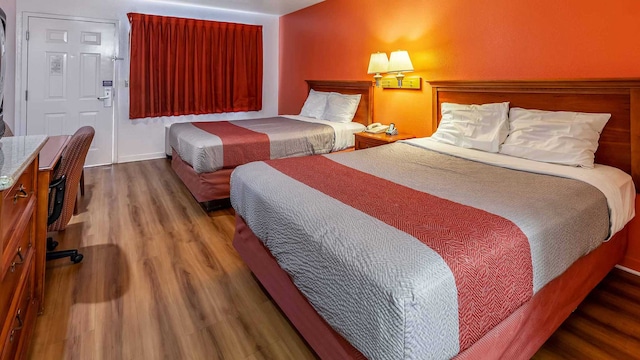 2 Queen Beds | Smoking