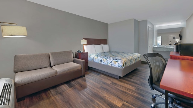 1 King Bed | Non-Smoking, Micfridge, Sofa-Bed