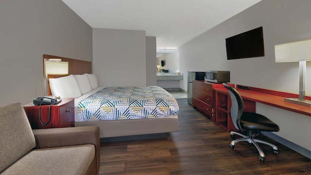 1 King Bed | Smoking, Micfridge, Sofa-Bed