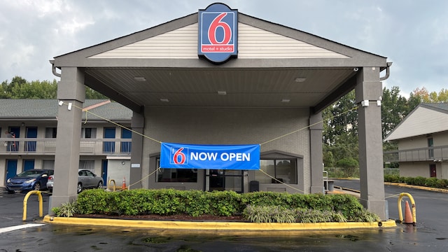 Studio 6 Suites Charlotte, NC-Northlake