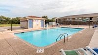 Motel 6 San Antonio, TX - South IH-10 East
