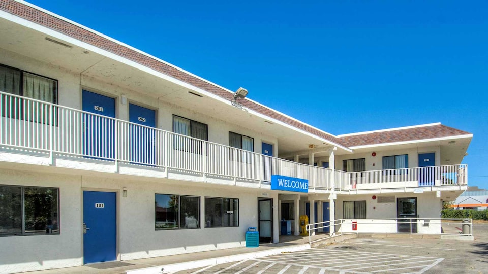 Motel 6 Redding, CA - North, C96003, Redding CA