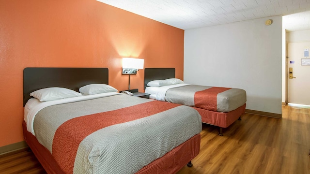 2 Full Beds | Mobil Access Tub Nsmk Micfridg