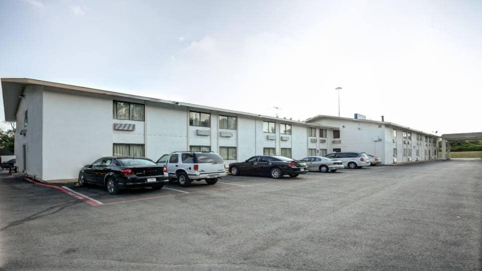 Motel 6 Dallas, TX - South, C75203, Dallas